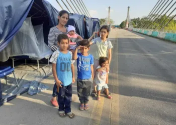 Trabalho da Diocese de Rio Branco, por meio da Cáritas, na fronteira do Brasil com o Peru, leva humanidade a famílias de migrantes (Edmilson Lopes / Acervo Pessoal)