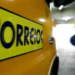 Trabalhadores promovem carreata como um dos atos da greve dos Correios, no dia 18