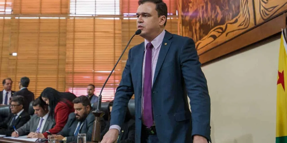 “Desastrosa a política fiscal e tributária do Governo do Estado: coisa de quem não entende do assunto”, afirma Daniel Zen