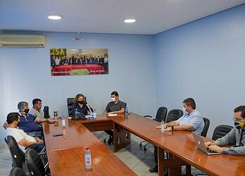 Na ACISA, Roberto Duarte recebe propostas para serem incluídas no Plano de Governo para os próximos quatros anos