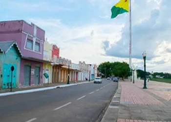 Covid-19: Acre permanece na Bandeira Amarela