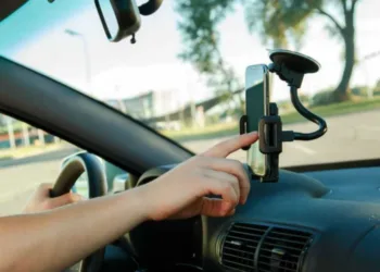 Vínculo trabalhista entre motoristas e empresas de aplicativo é negado pelo STF