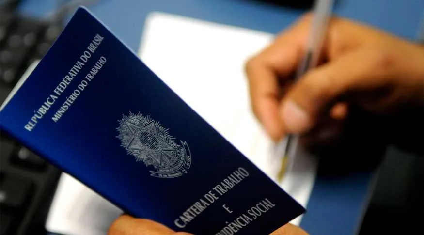 Taxa de desocupação no Brasil bate recorde