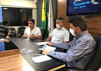 Sistema Fecomércio/AC entrega propostas do setor comercial a Minoru Kimpara