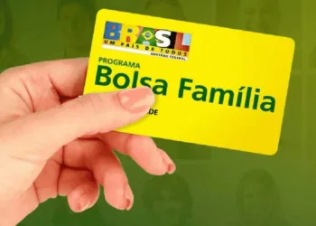 Governo prevê Bolsa Família de R$ 300 em novembro e dezembro