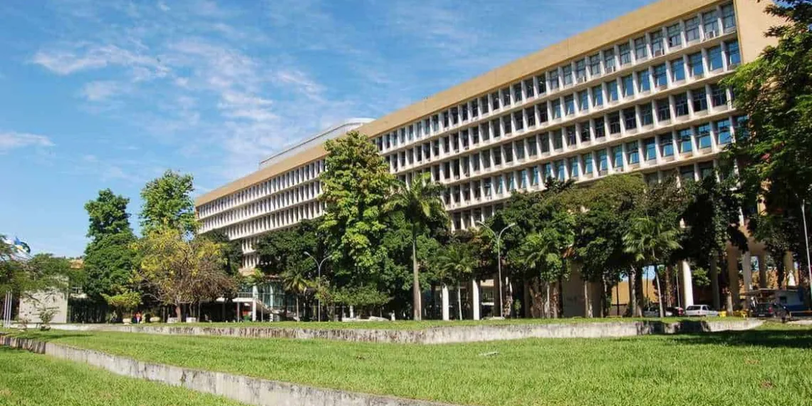 Maioria das universidades federais retoma aulas remotas após suspensão