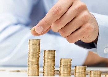 Pequenos negócios com dívidas em dia têm mais crédito aprovado que empresas sem débitos