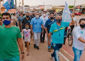 Caminhada foi realizada na Baixada da Sobral (Foto: Assessoria)