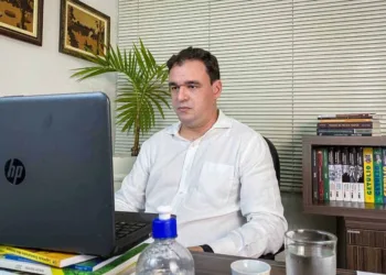 Aleac aprova proposta de Daniel Zen que torna permanente bolsa de incentivo a profissionais da Educação