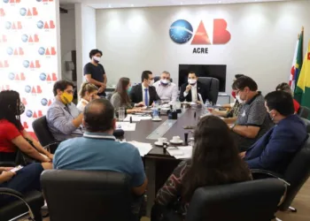 OAB/AC e CAA/AC reúnem representantes de candidatos para tratar sobre debate desta sexta