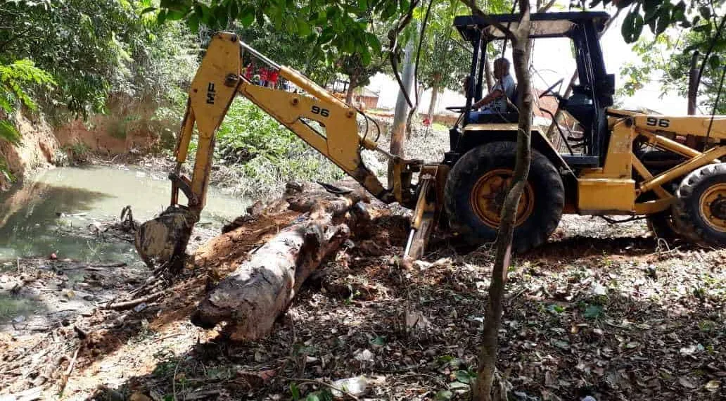 Prefeitura intensifica limpeza de córregos e galerias para prevenir alagamentos em Rio Branco