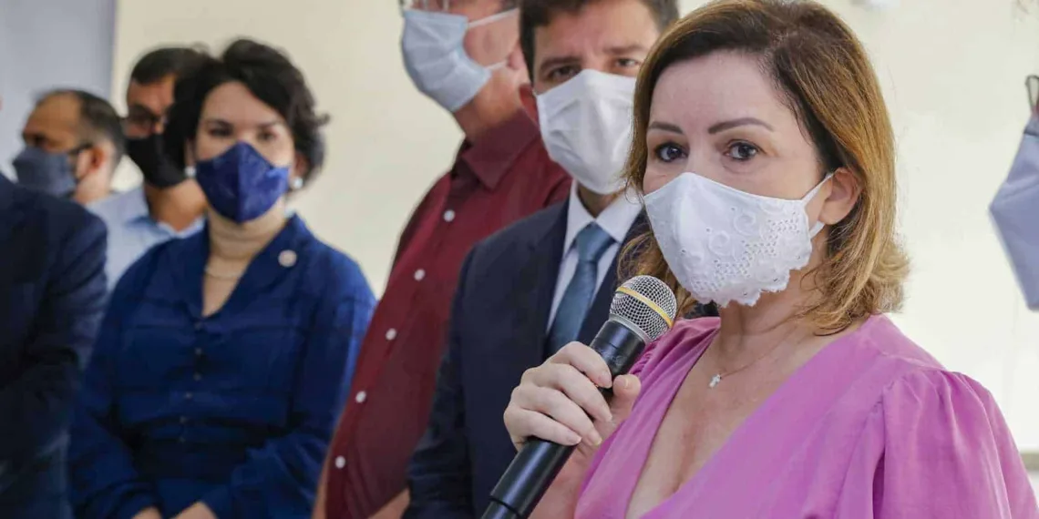 Socorro Neri agora integra a galeria dos ex- prefeitos como a primeira mulher prefeita de Rio Branco