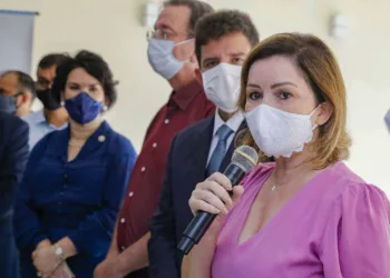 Socorro Neri agora integra a galeria dos ex- prefeitos como a primeira mulher prefeita de Rio Branco