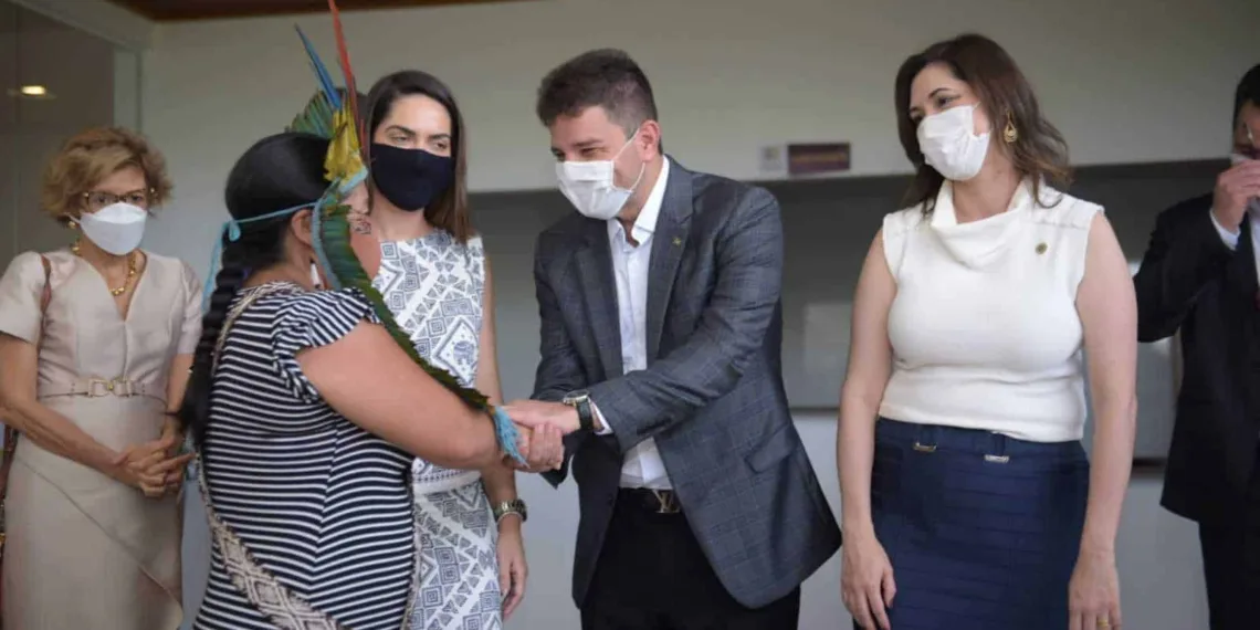 Governo reinaugura Escola de Gastronomia na Cidade do Povo