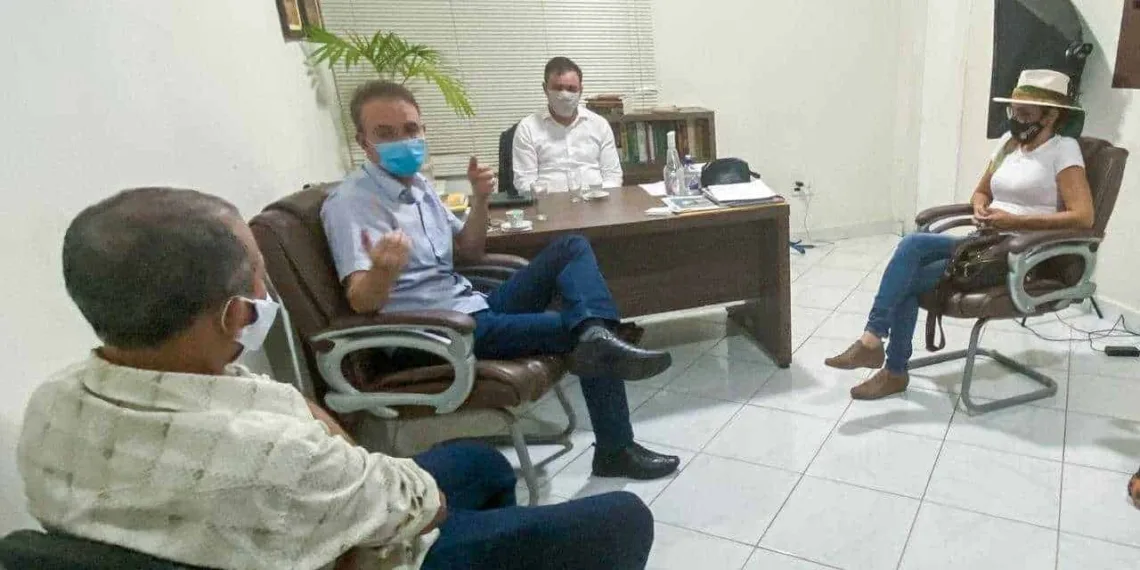 Deputados e sindicatos se reuniram na sexta-feira, 4 (Foto: Assessoria)
