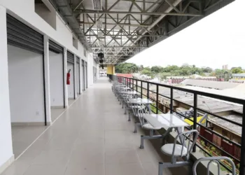 Com o shopping, a prefeitura vai tirar da rua centenas de pessoas que durante décadas ficaram expostas ao sol e a chuva (Foto: Ascom PMRB)
