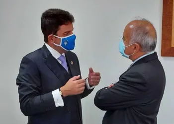 Gladson recebe Bocalom na representação do Acre em Brasília e faz reunião técnica sobre estratégias de gestão