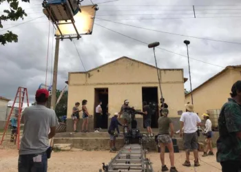 Produtor do filme ‘Bacurau’ ministra curso de roteiro de cinema para jovens do Acre; inscrições são gratuitas