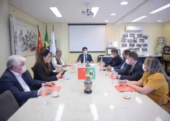 Instituto Brasil-China presta apoio nas negociações para venda da ZPE no Acre
