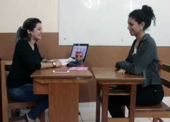 Centro de Estudo de Línguas convoca alunos matriculados