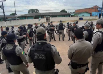 PM, em operação conjunta com a Polícia Civil, apreende arma de fogo e quase 2kg de entorpecente