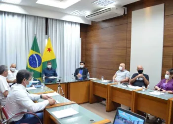 formada uma comissão que estudará a correção salarial dos cerca de 20 mil trabalhadores da pasta