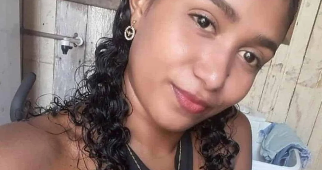 Mãe de crianças que morreram queimadas em Rio Branco é denunciada por abandono