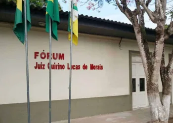 Indígena que matou pai e irmão com facada no pescoço em aldeia no AC tem prisão preventiva decretada