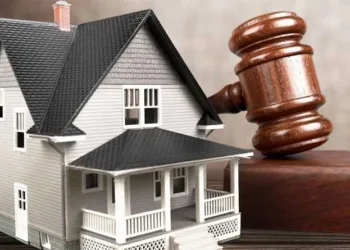 Proprietária de imóvel que pediu rescisão de contrato deve devolver valor pago e investimentos realizados