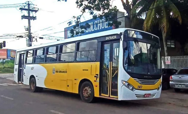 Criminosos atacam novamente e fazem a ‘limpa’ em ônibus da linha do Cidade do Povo