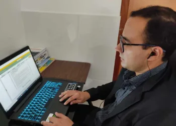 Audiências foram adaptadas para o formato via internet (Foto: Assessoria)