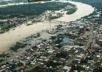 O Rio Juruá registrou a maior cheia já vivenciada pelo município desde 2017 (Foto: Marcos Vicentti/Secom)