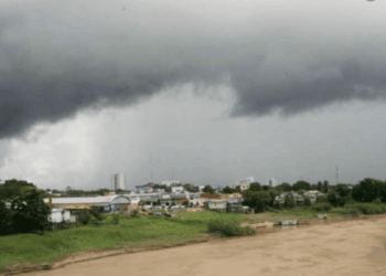 Grupo alerta para "desastre inédito" no Acre diante da aliança entre cheias dos rios e pandemia