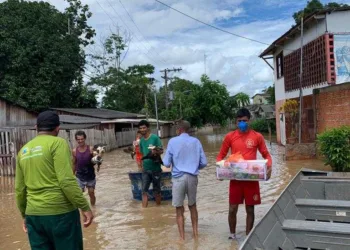 Em Rio Branco, escola serve de abrigo para famílias atingidas pelo transbordamento do igarapé Batista