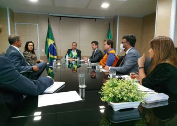 O secretário nacional de Defesa Civil, coronel Alexandre Lucas, disse que o volume de chuvas está muito grande e que as previsões são preocupantes (Foto: Davi Casseb)