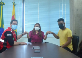 Desembargadora Waldirene Cordeiro recebeu nesta terça-feira, 23, o presidente Nacional da Cruz Vermelha Brasileira, Julio Cals (Foto: Gecom TJAC)