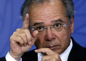Auxílio Emergencial ficará entre R$ 175 e R$ 375, afirma ministro