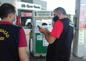 Postos de combustíveis devem informar detalhamento do preço do combustível (Foto: Ascom Procon/AC)