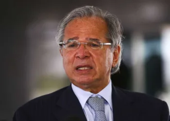 O ministro da Economia, Paulo Guedes, durante entrevista coletiva no Palácio do Planalto.