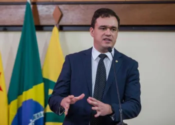 Daniel Zen pede prioridade na vacinação para garis, bancários e motoristas de aplicativos (Foto: Acervo Agência Aleac)