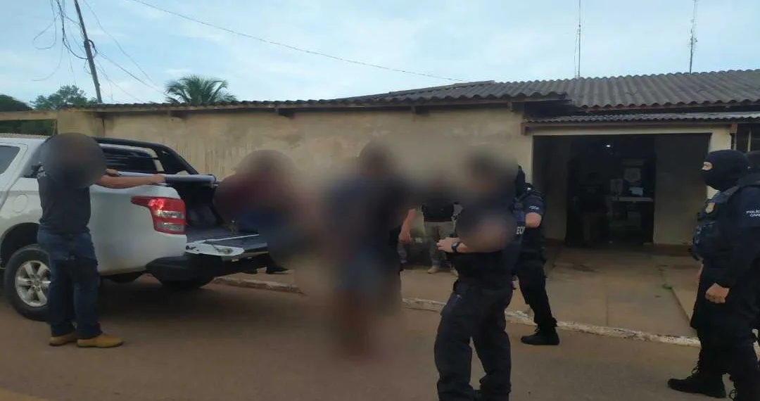 Dois são presos suspeitos de abusarem sexualmente de crianças, no Bujari