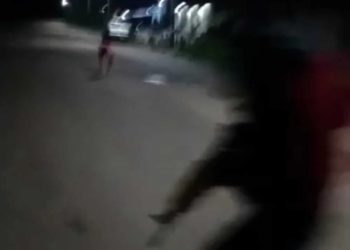 Bandidos estavam altamente armados (Foto: Reprodução)