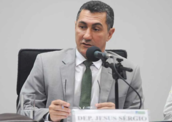 Aprovado projeto de lei do deputado Jesus Sérgio que vai permitir investimentos federais em hidrovias no Acre