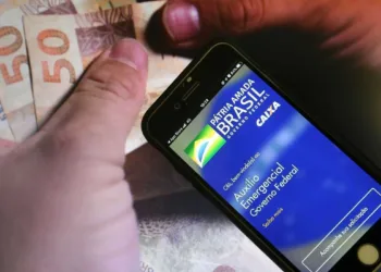 Auxílio emergencial: nascidos em março podem sacar 4ª parcela nesta quarta-feira