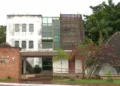 Biblioteca da Floresta está fechada desde 2019 para reforma e manutenção, mas obras não foram iniciadas — Foto: Reprodução/Rede Amazônica