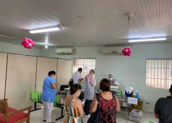 Covid-19: Pessoas com 35 anos de idade ou mais com comorbidades começam a ser vacinadas em Rio Branco