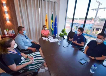 Representantes do Sistema Fecomércio/AC se reúnem com Zequinha Lima em Cruzeiro do Sul