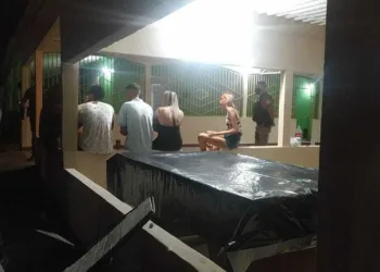 Polícia encerrou a festa (Foto: Ascom PMAC)