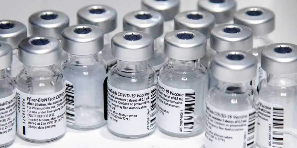 Anvisa autoriza estudo sobre dose de reforço da Pfizer