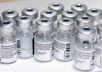 Anvisa autoriza estudo sobre dose de reforço da Pfizer